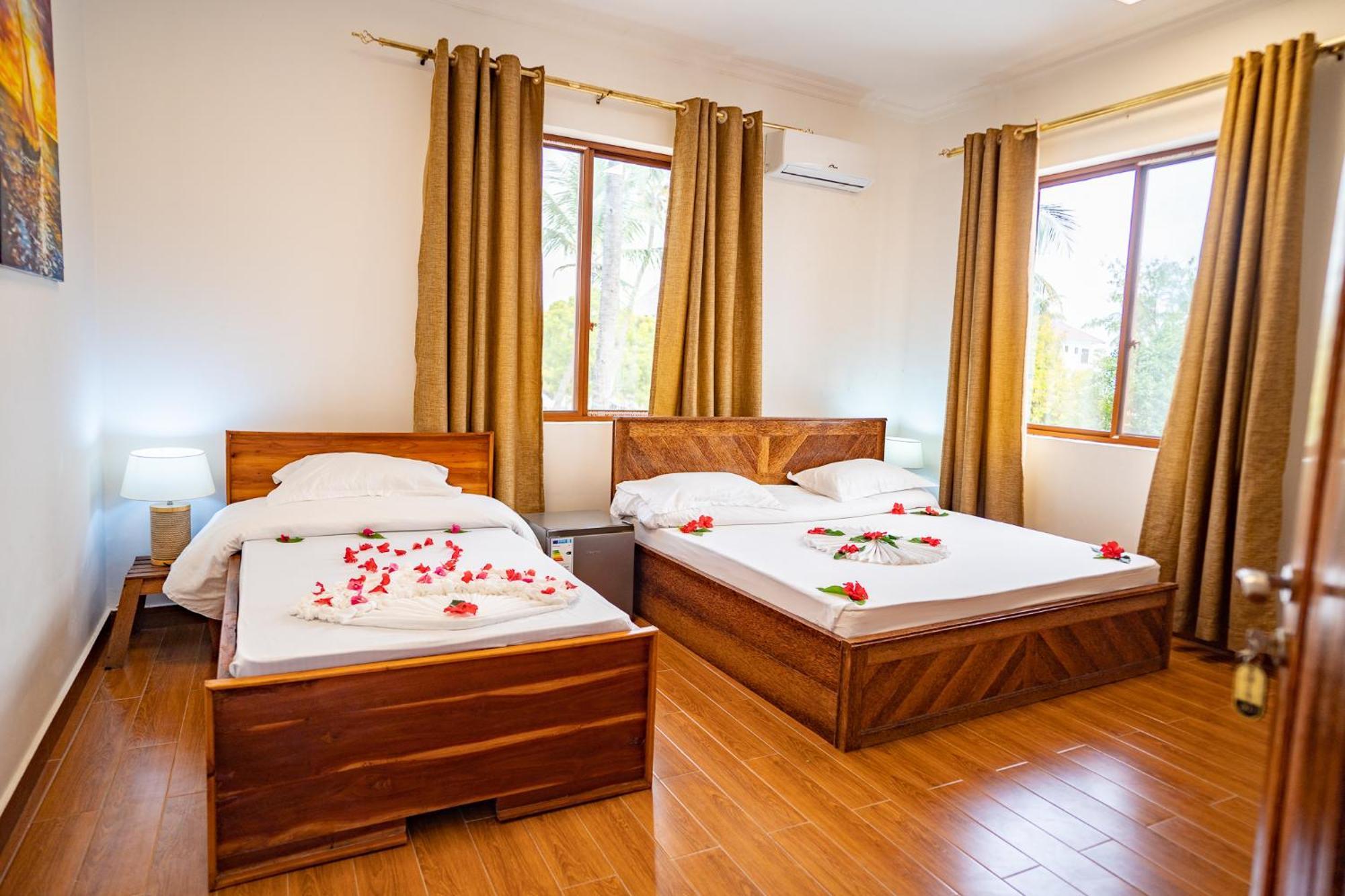 Aurora Beach Hotel Нунгви Экстерьер фото